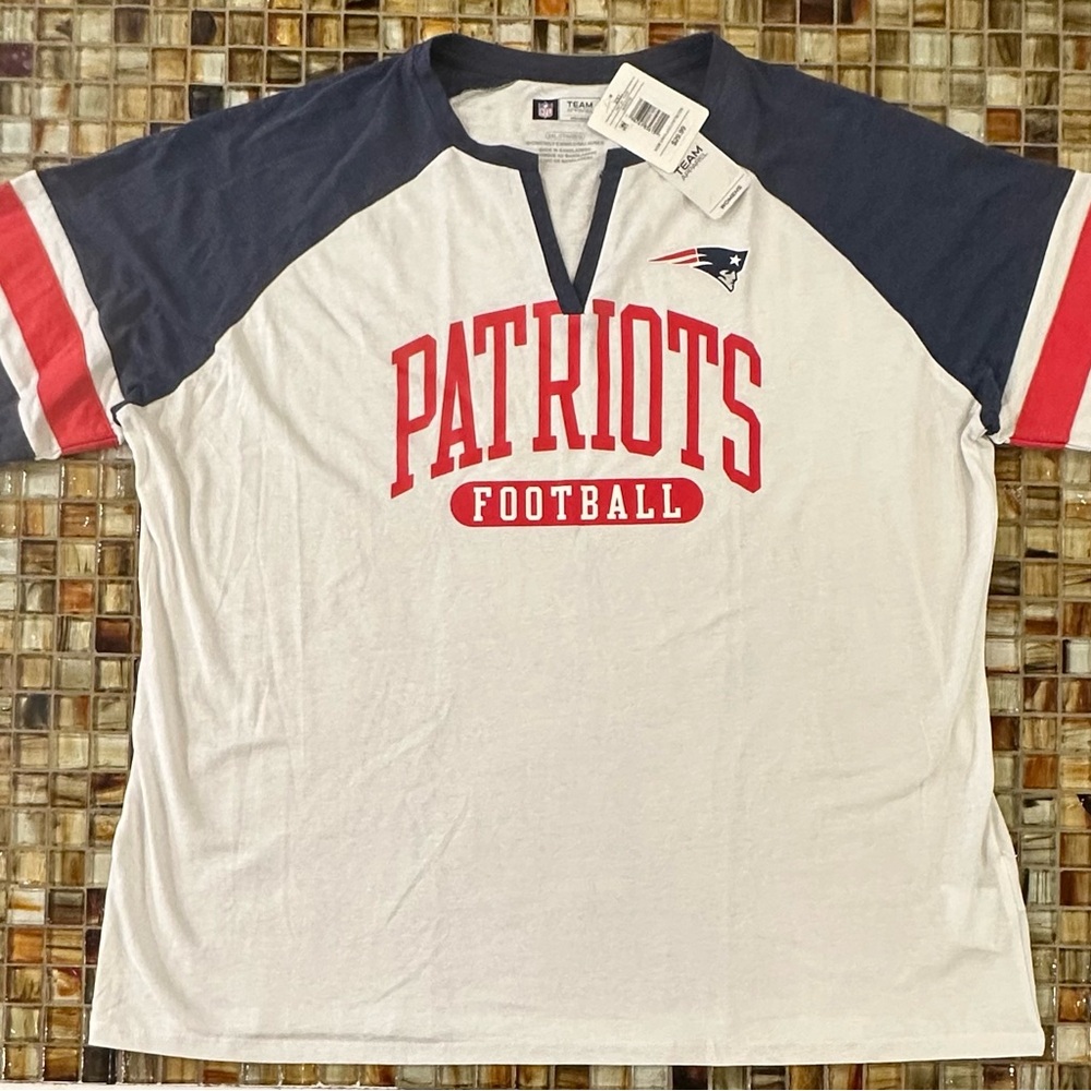 Women's New England Patriots NFL Team Apparel SS Shirt~Stitched~2XL~NWT~$30